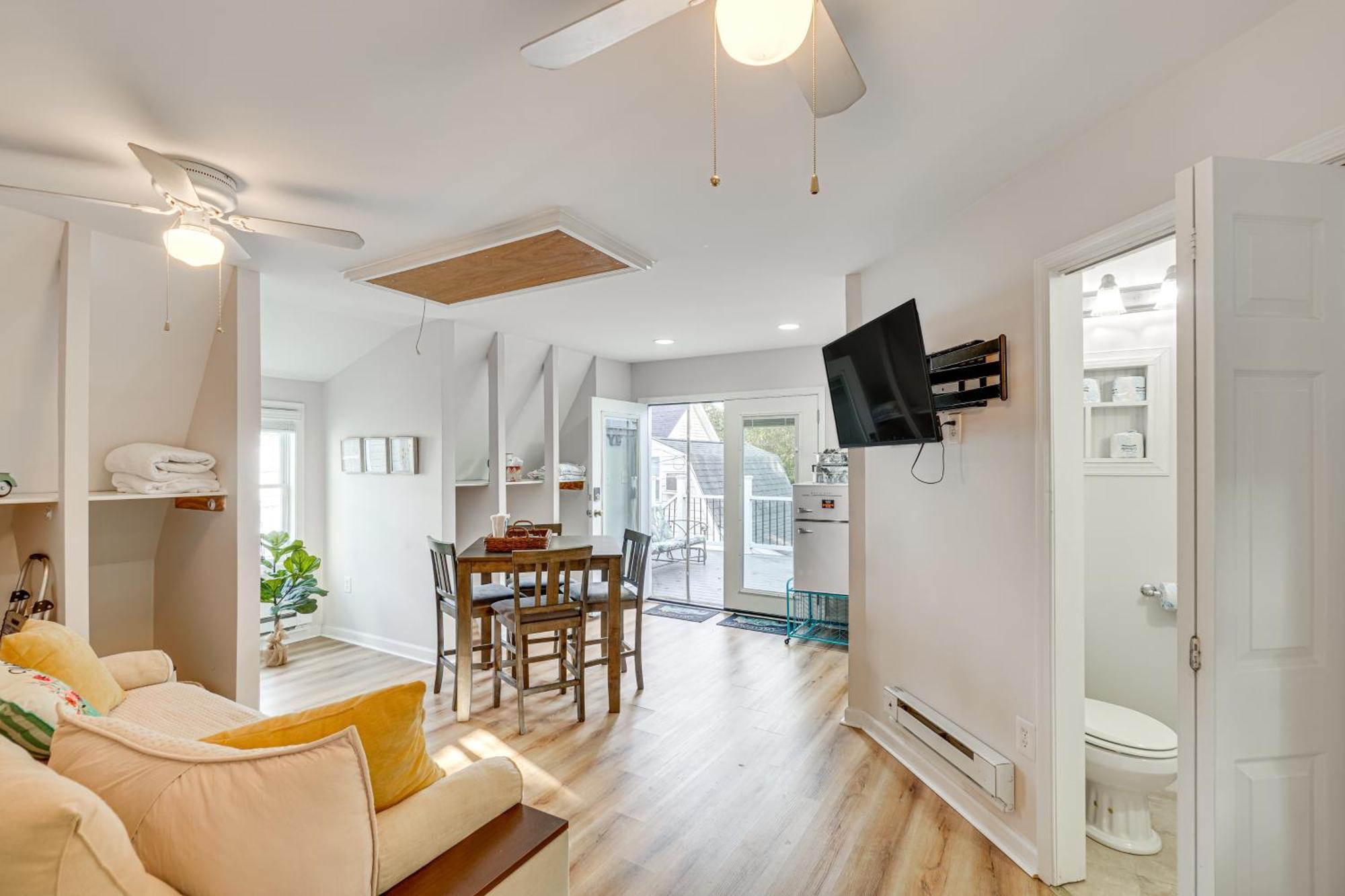 Epic Brunswick Apartment, Deck With Private Hot Tub! Exteriör bild