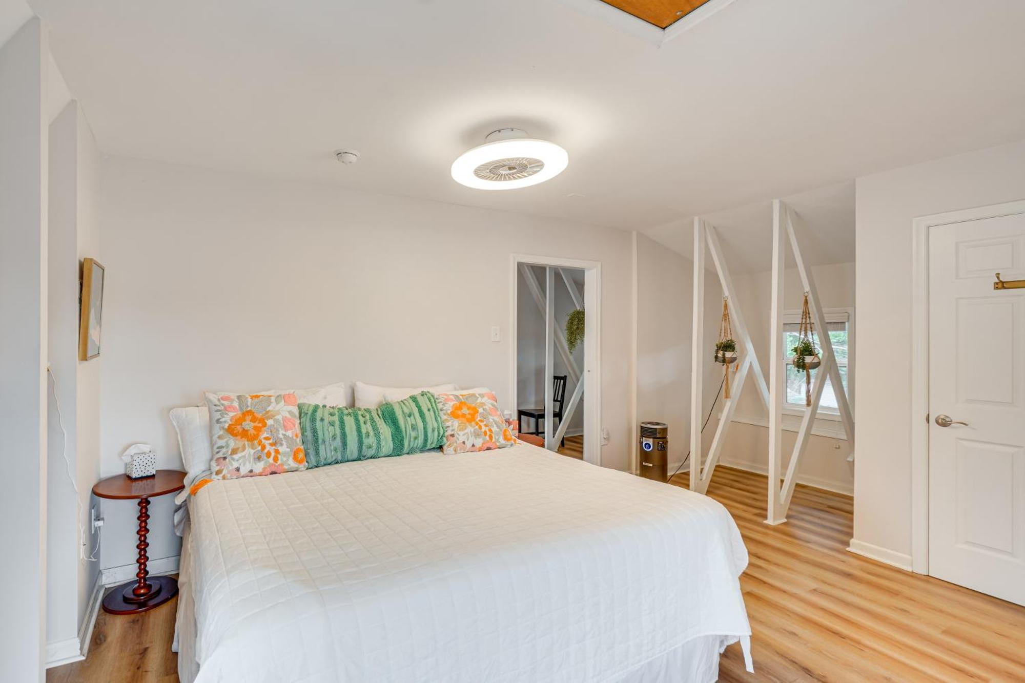 Epic Brunswick Apartment, Deck With Private Hot Tub! Exteriör bild