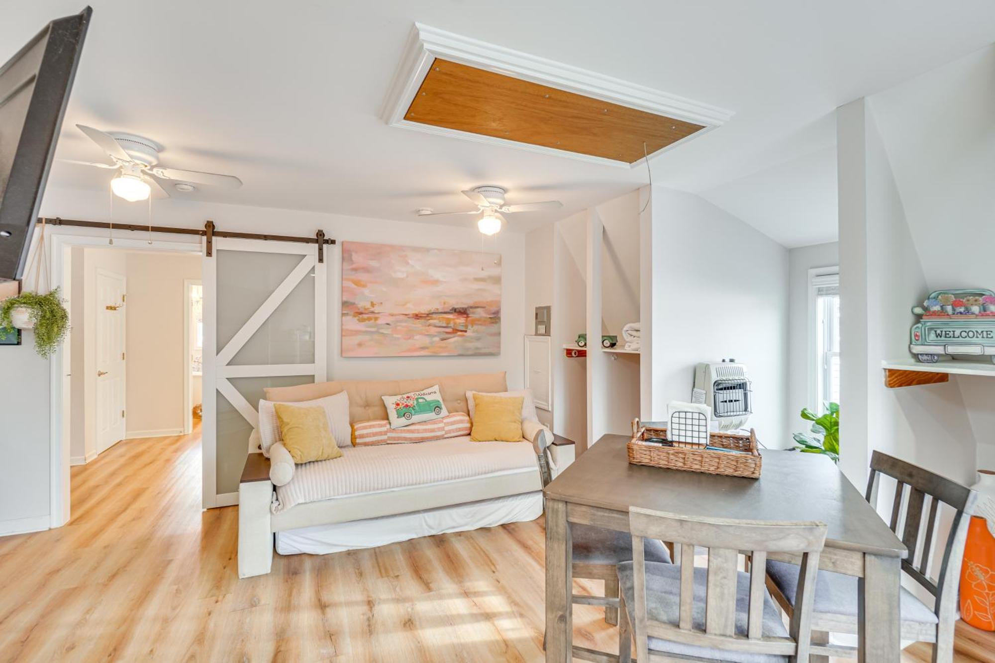 Epic Brunswick Apartment, Deck With Private Hot Tub! Exteriör bild